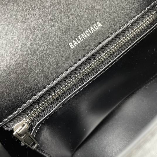 BLGA-Bags - Strap Story - 551