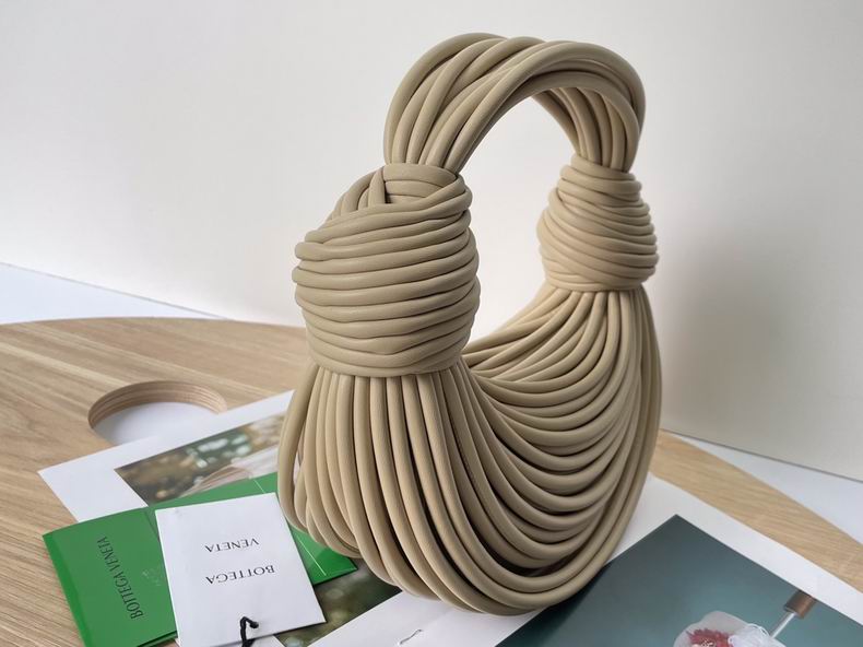 BTVA-Bags - Strap Story - 056