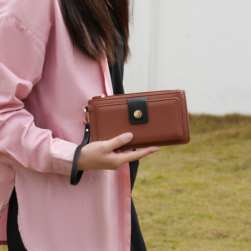StrapStory - Wristlet 227