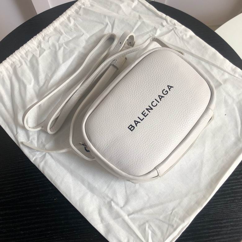 BLGA-Bags - Strap Story - 054