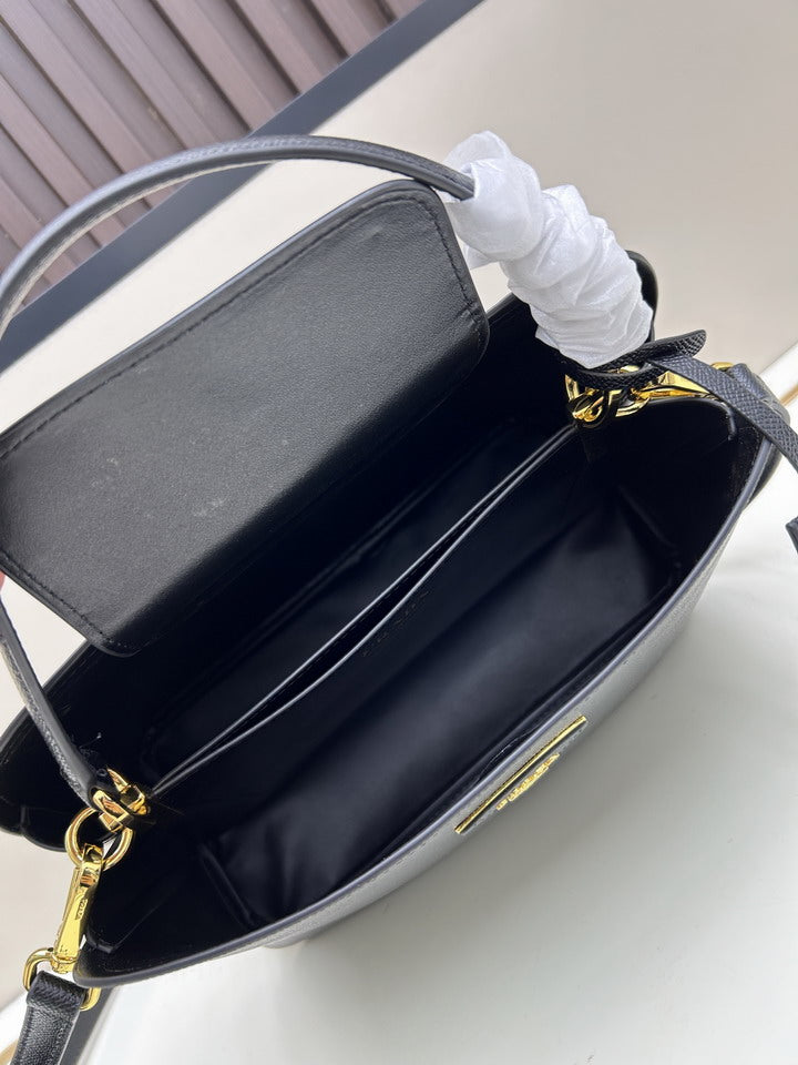 PRD-Bags - Strap Story - 1919