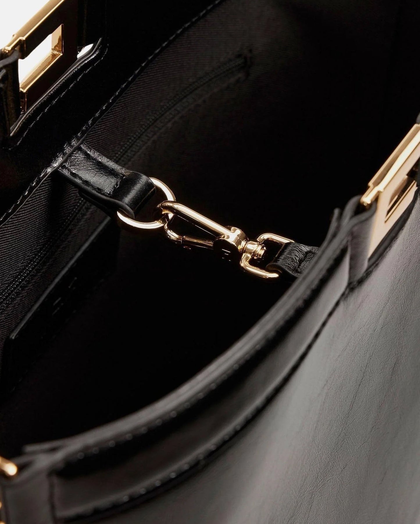 StrapStory - Bucket Bag 243
