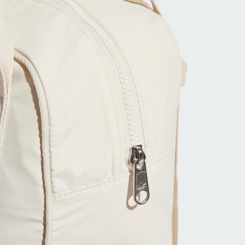 StrapStory - Backpack 044