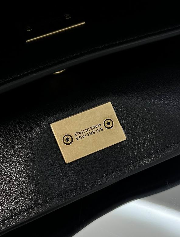 BLGA-Bags - Strap Story - 037