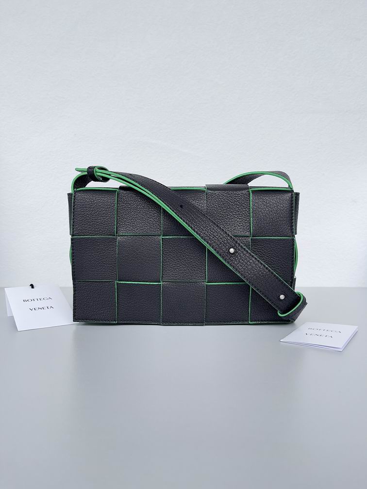 BTVA-Bags - Strap Story - 207