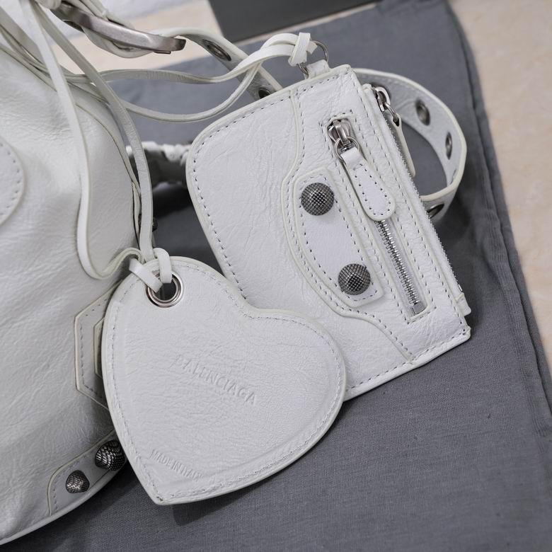 BLGA-Bags - Strap Story - 680