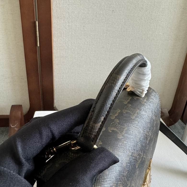 CLNE-Bags - Strap Story - 310