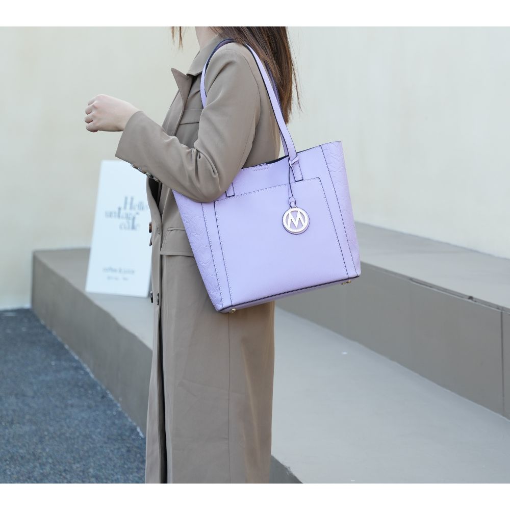 StrapStory - Tote Bag 254