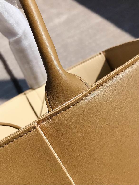 BTVA-Bags - Strap Story - 094