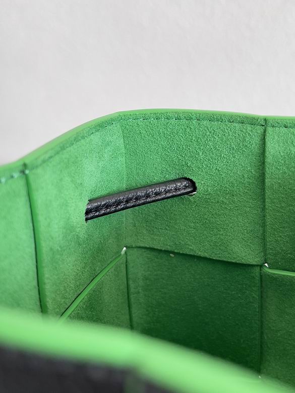 BTVA-Bags - Strap Story - 051