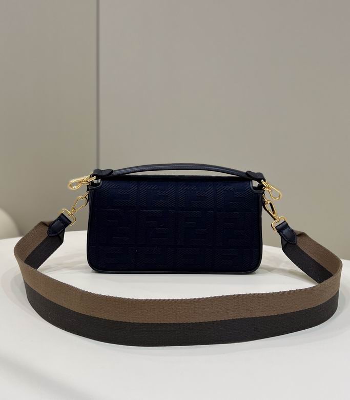FDNI-Bags - Strap Story - 040