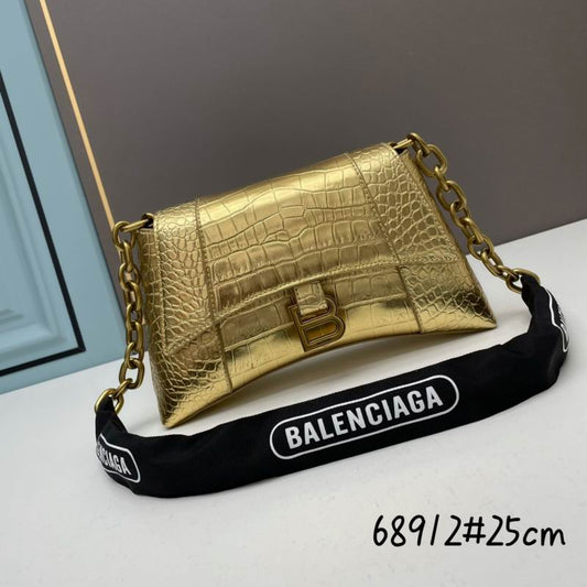 BLGA-Bags - Strap Story - 560