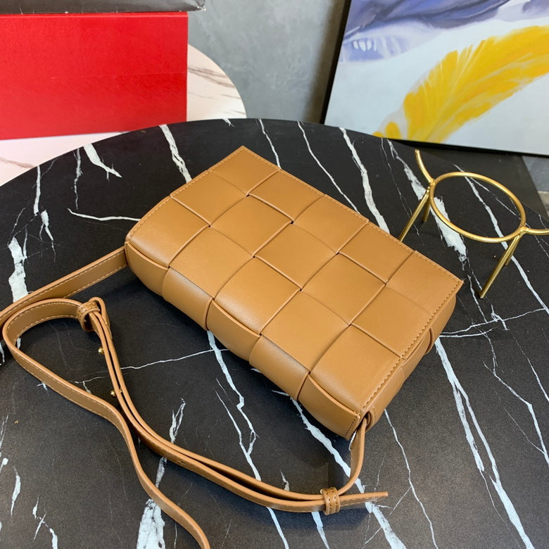 BTVA-Bags - Strap Story - 211
