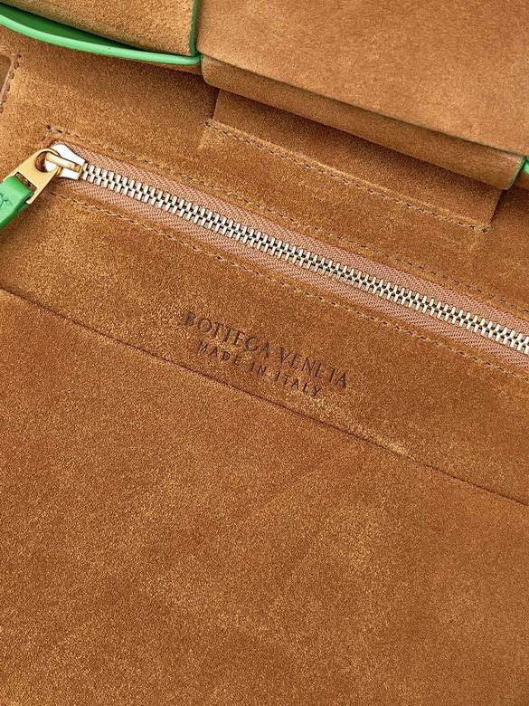 BTVA-Bags - Strap Story - 096