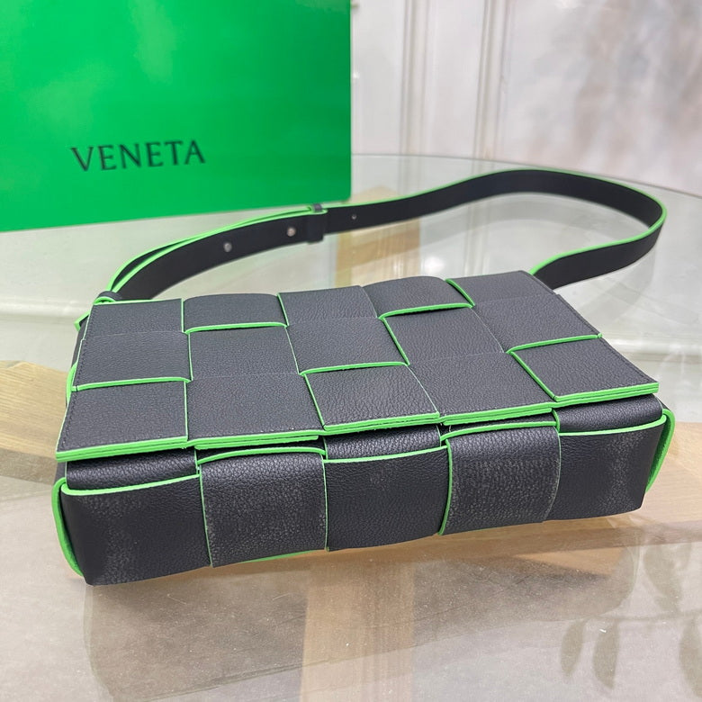 BTVA-Bags - Strap Story - 210