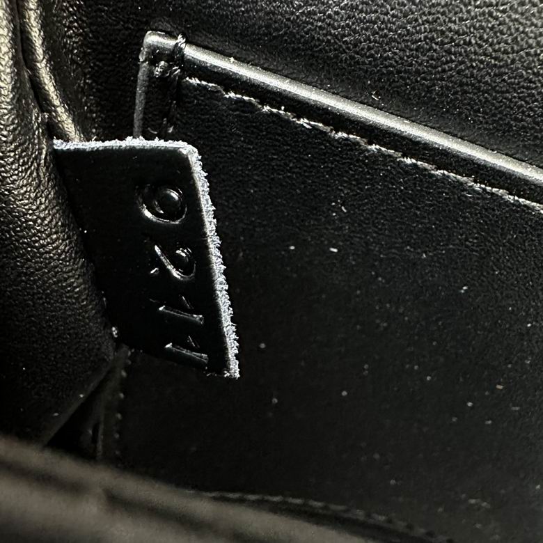 CLNE-Bags - Strap Story - 189