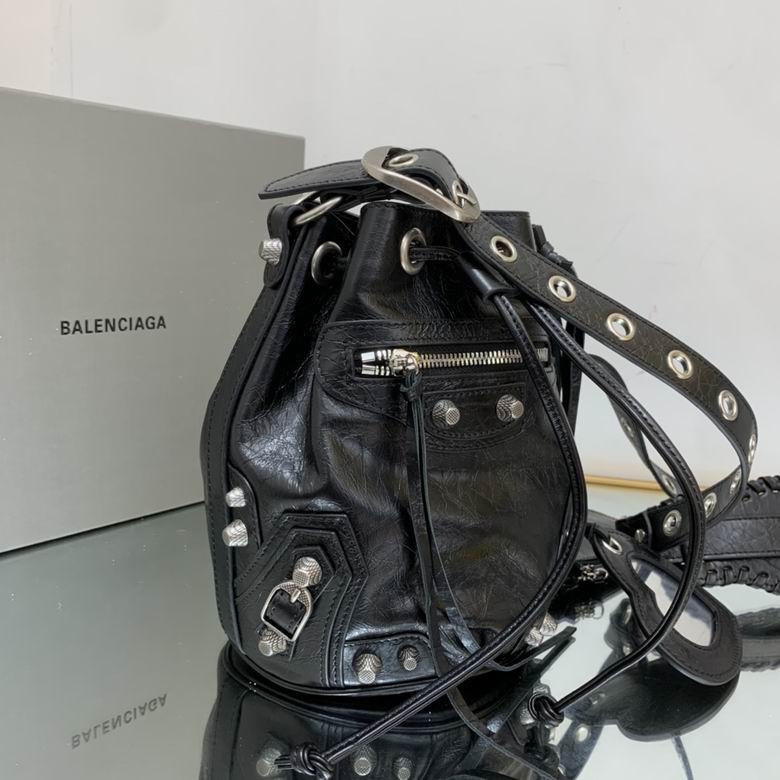 BLGA-Bags - Strap Story - 040