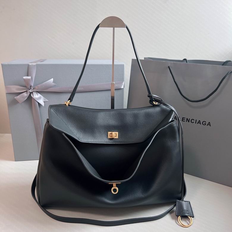 BLGA-Bags - Strap Story - 580