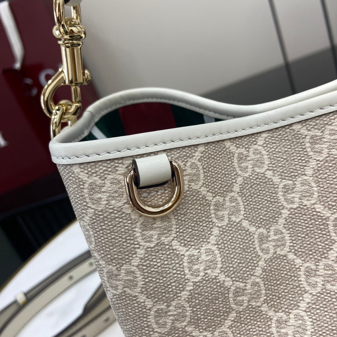 GGCC-Bags - Strap Story - 428