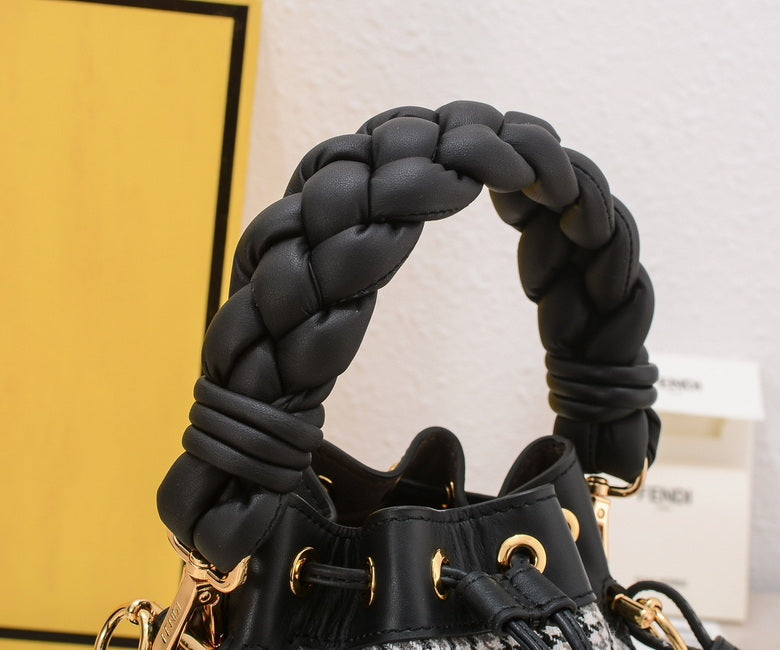 FDNI-Bags - Strap Story - 270