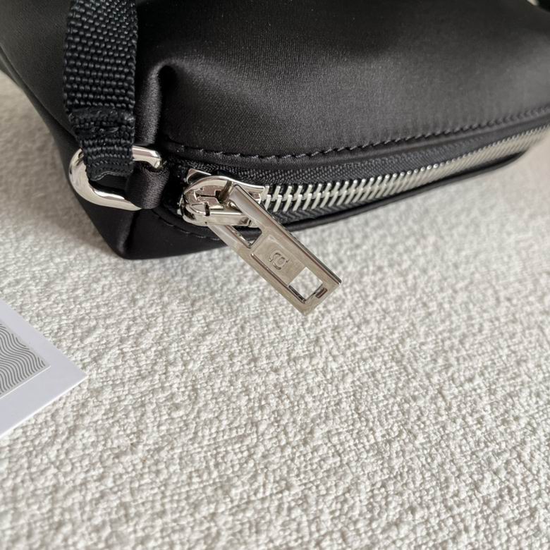 AXWG-Bag - Strap Story - 013