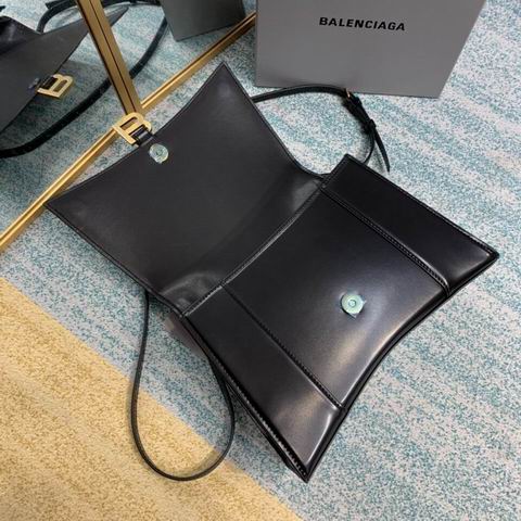 BLGA-Bags - Strap Story - 131