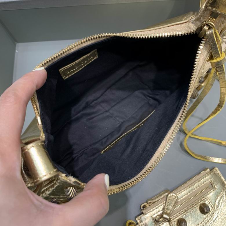 BLGA-Bags - Strap Story - 103