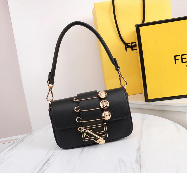 FDNI-Bags - Strap Story - 525