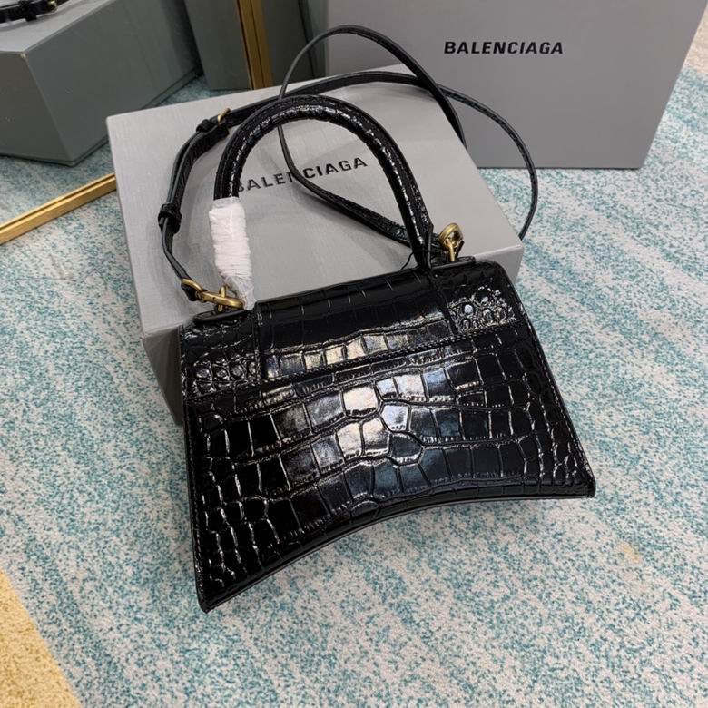 BLGA-Bags - Strap Story - 099