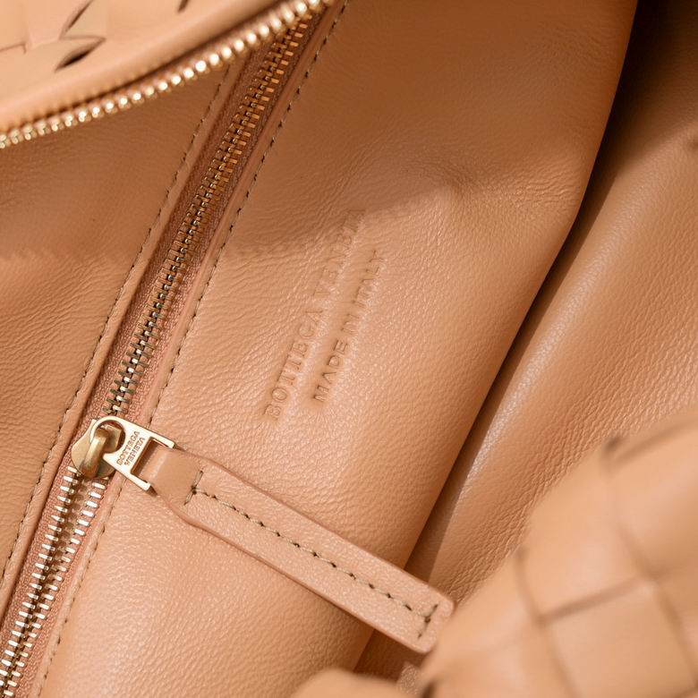 BTVA-Bags - Strap Story - 082