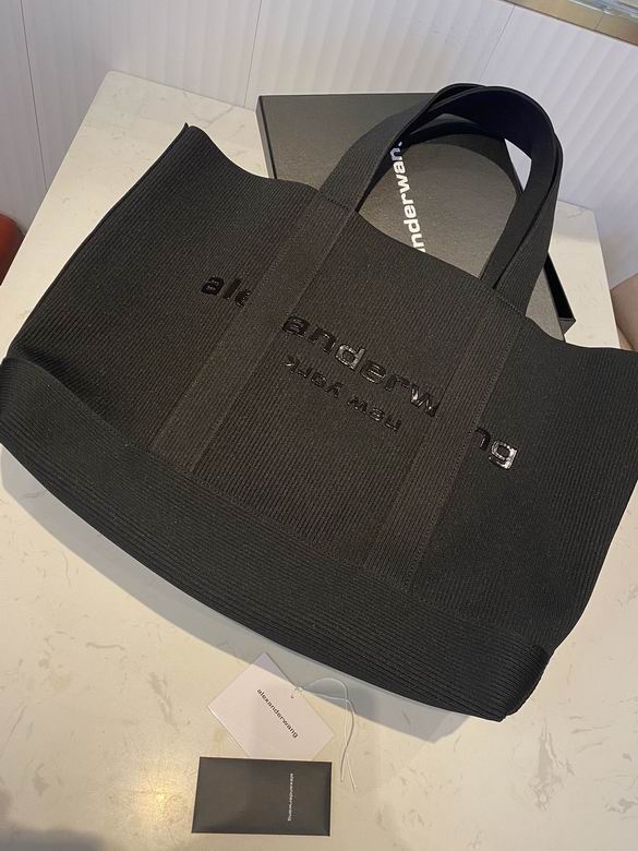 AXWG-Bag - Strap Story - 006
