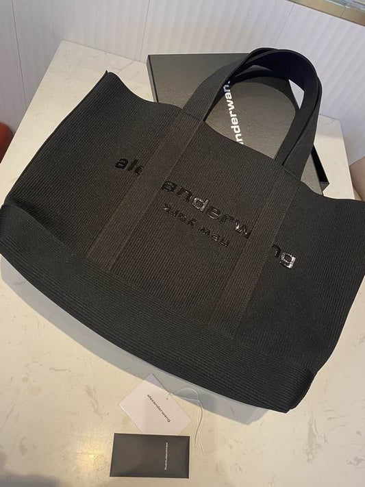 AXWG-Bag - Strap Story - 006