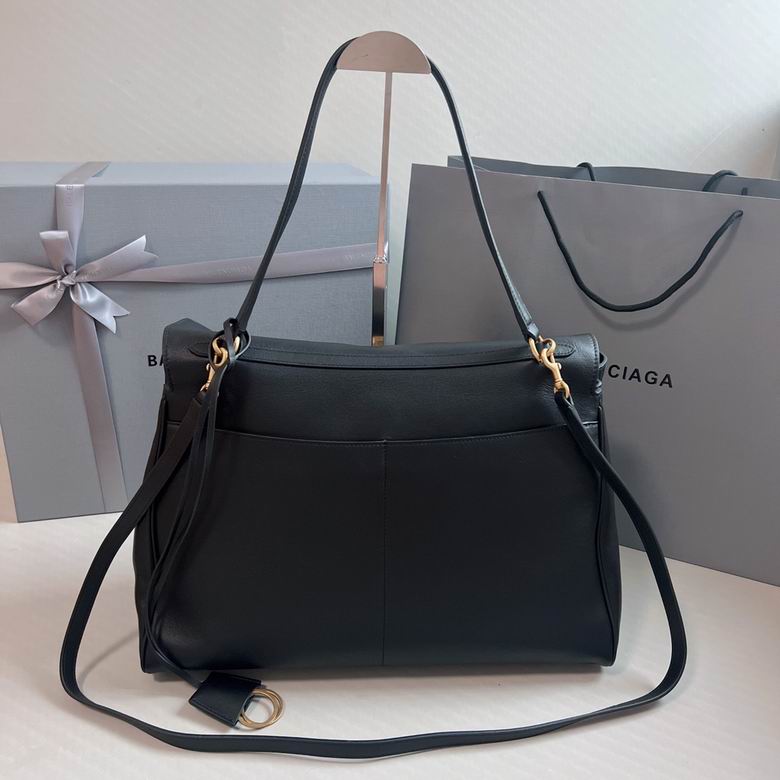 BLGA-Bags - Strap Story - 580