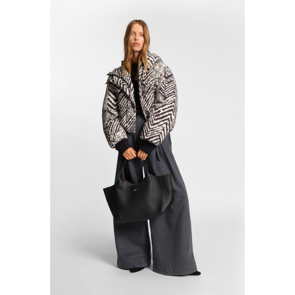 StrapStory - Tote Bag 1892