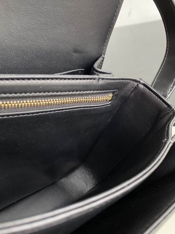 CLNE-Bags - Strap Story - 574