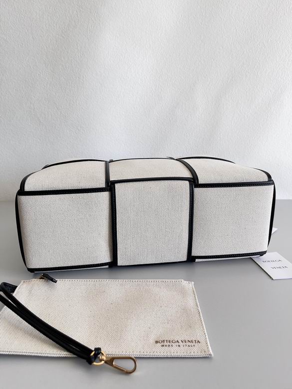 BTVA-Bags - Strap Story - 095