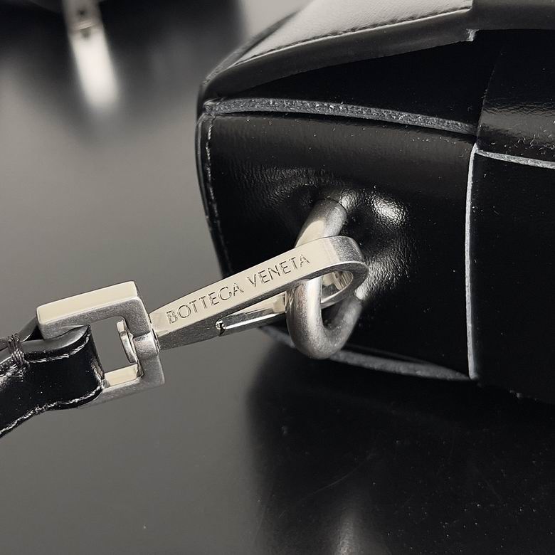 BTVA-Bags - Strap Story - 140