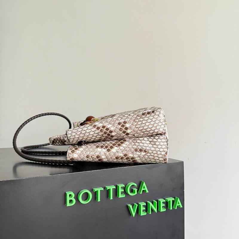 BTVA-Bags - Strap Story - 359