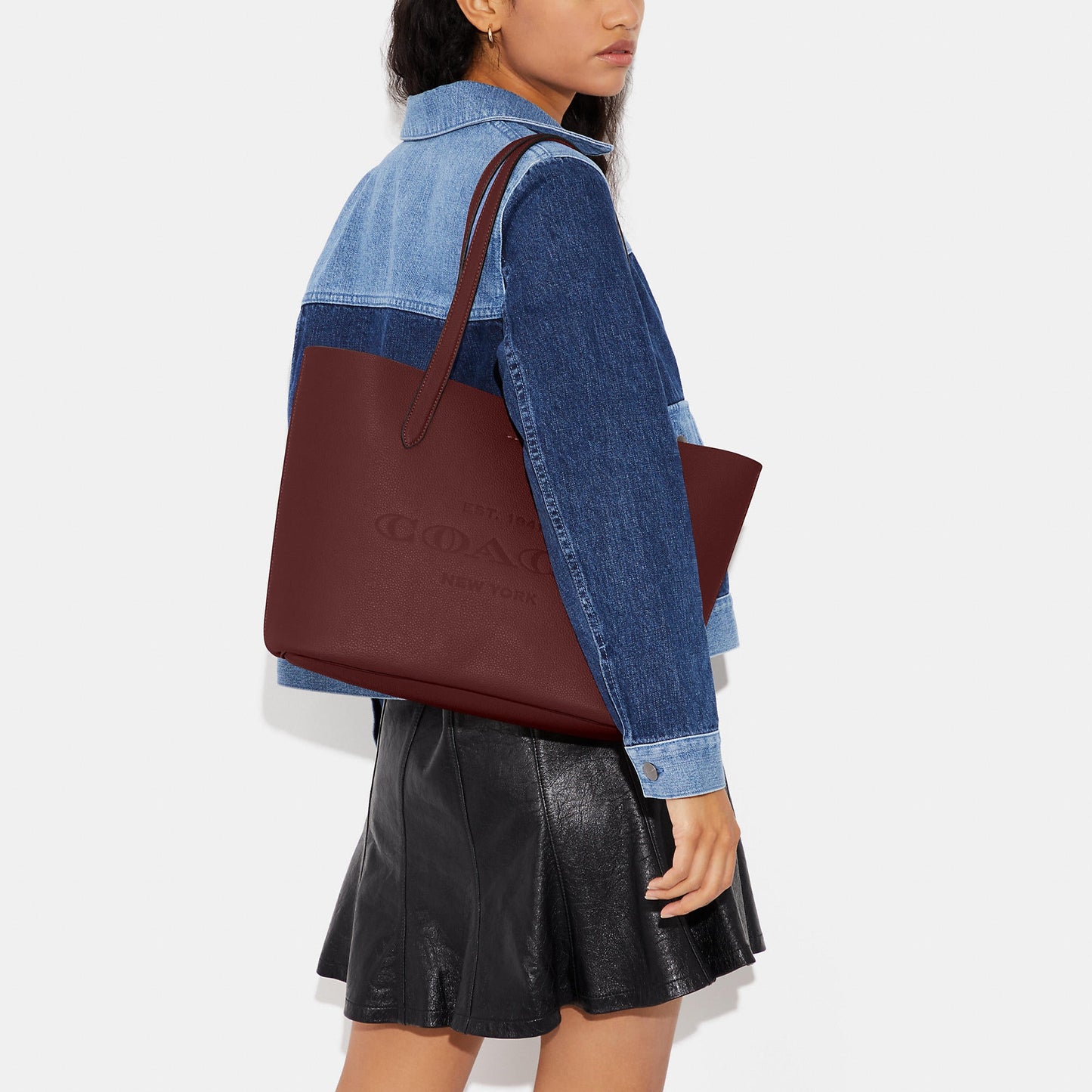 StrapStory - Tote Bag 023