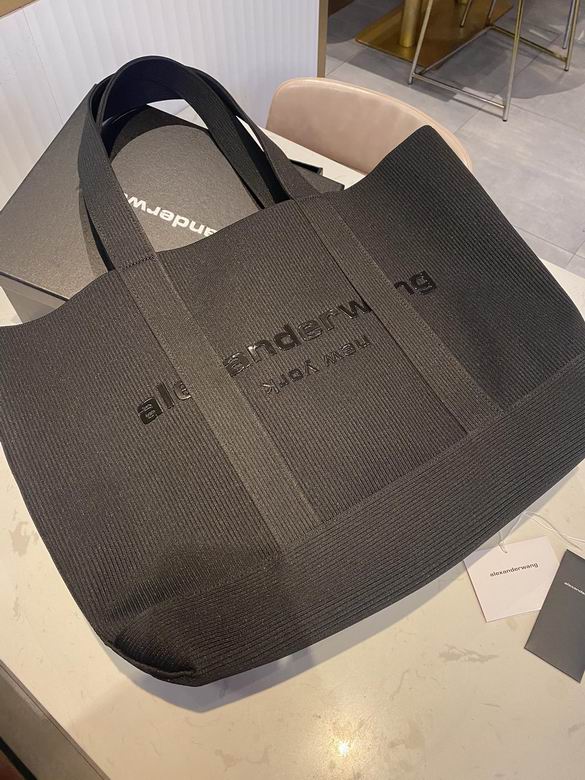 AXWG-Bag - Strap Story - 006