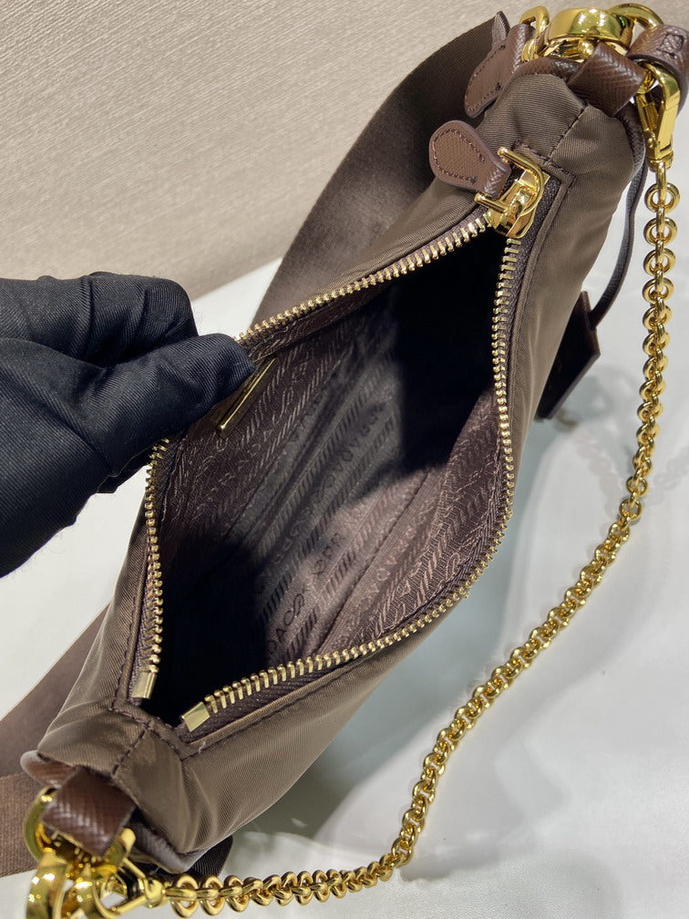 PRD-Bags - Strap Story - 1934