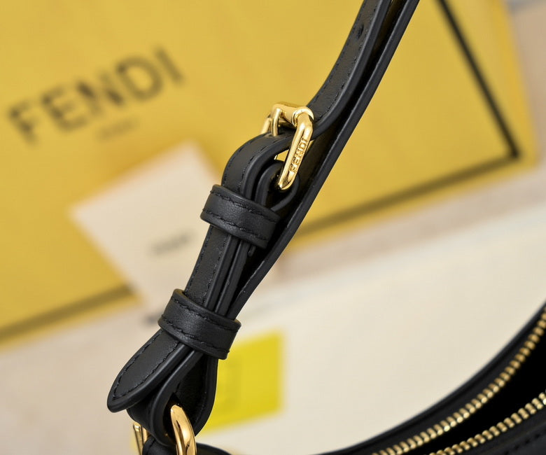 FDNI-Bags - Strap Story - 444