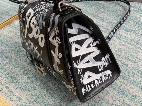 BLGA-Bags - Strap Story - 139