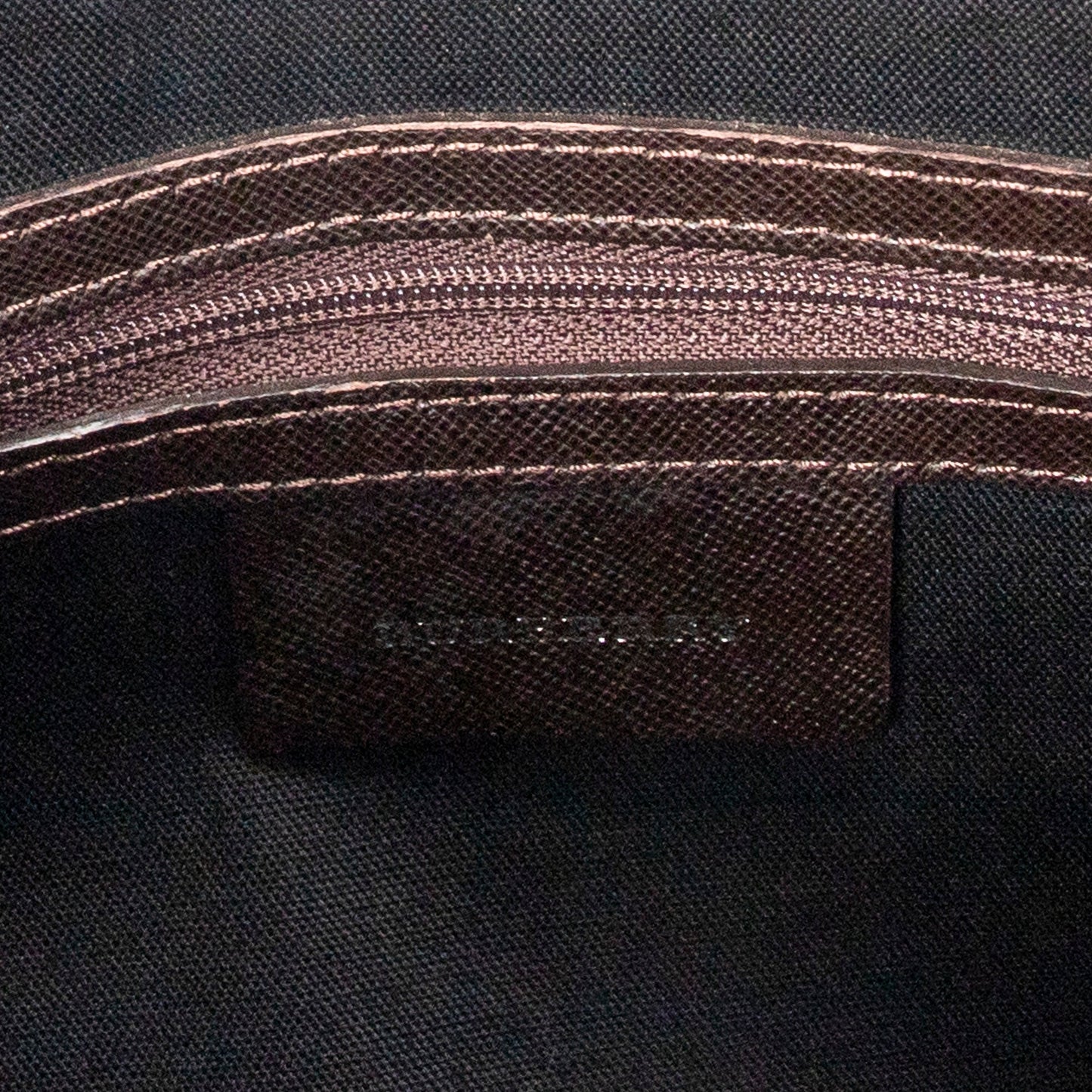StrapStory - Tote Bag 2445