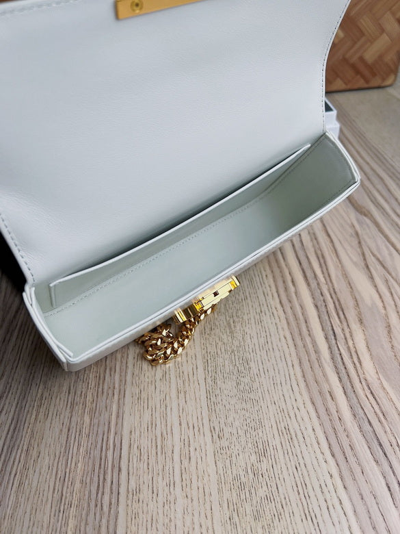 CLNE-Bags - Strap Story - 555