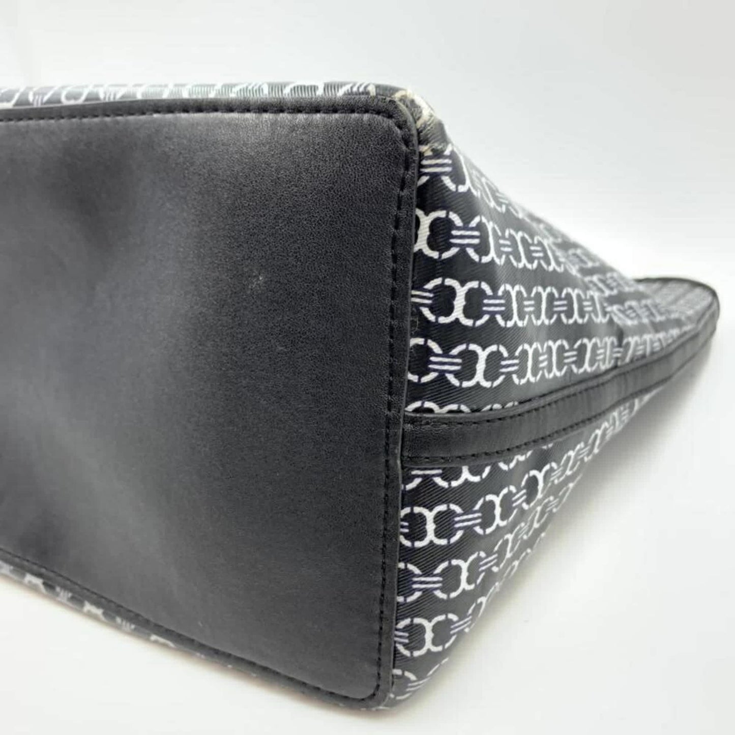 StrapStory - Tote Bag 3549
