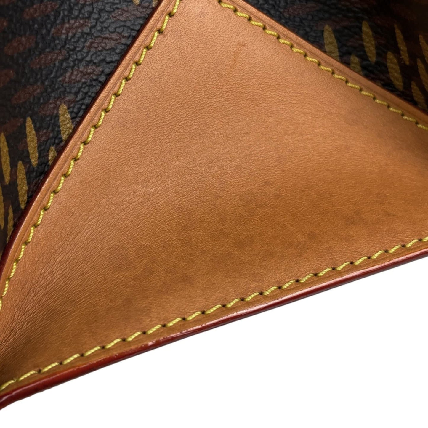 StrapStory - Tote Bag 3946