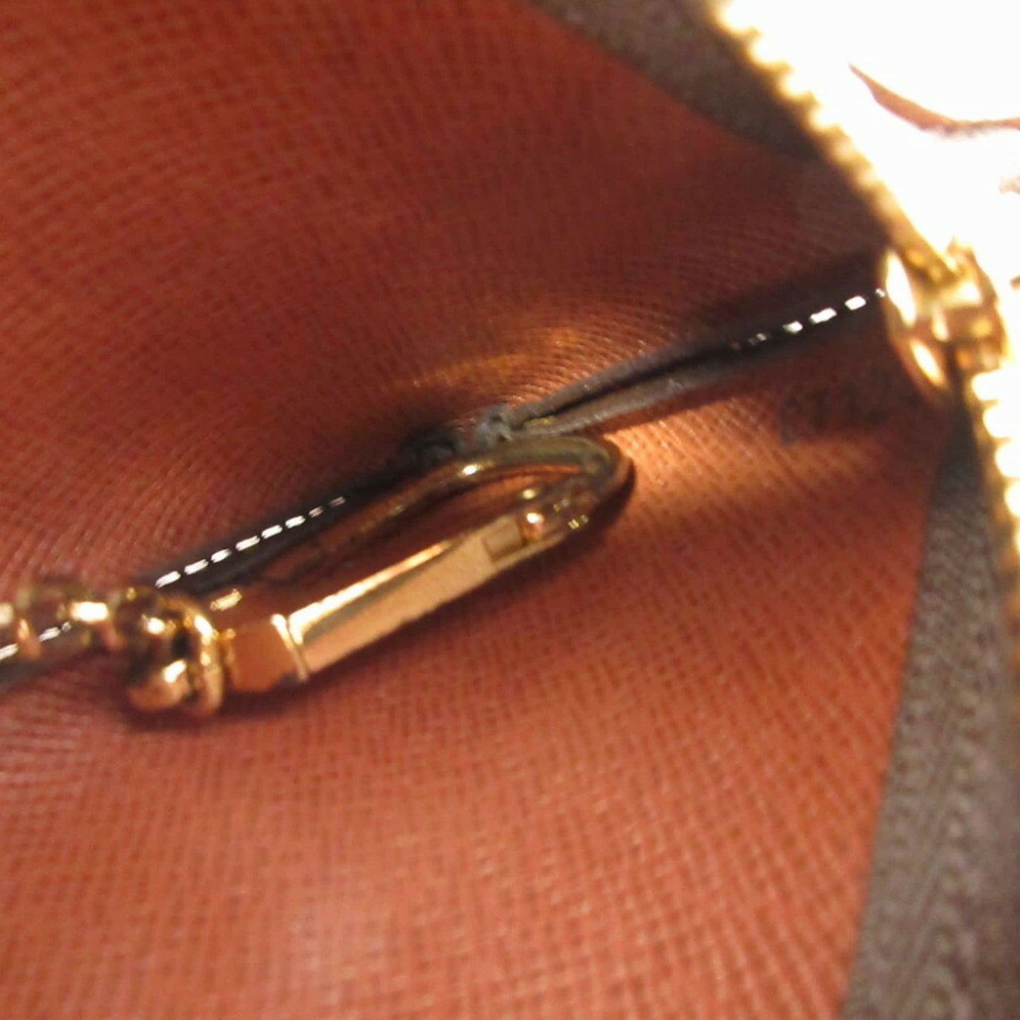 StrapStory - Wristlet 926