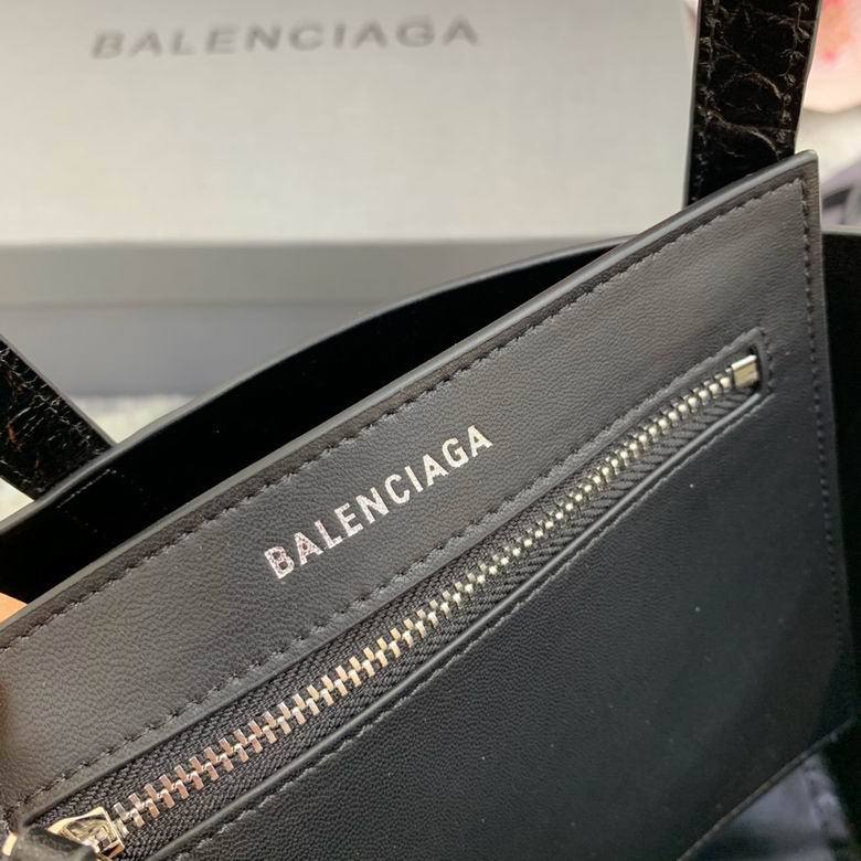 BLGA-Bags - Strap Story - 225
