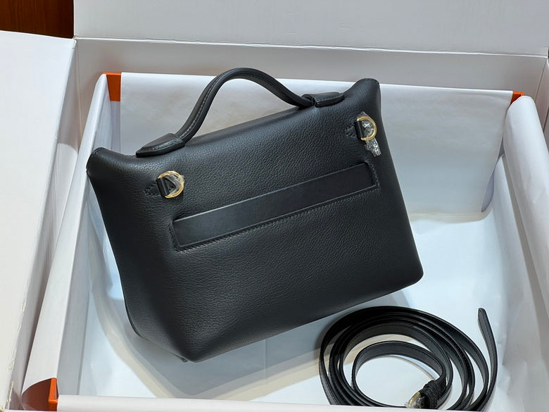 HMSM-Bags - Strap Story - 027